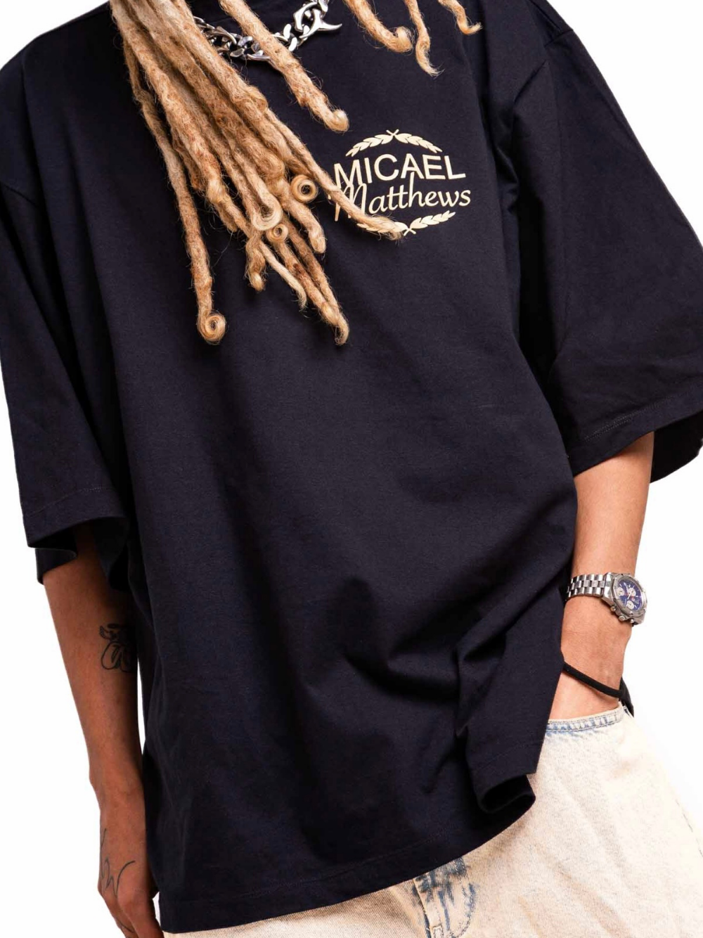 Micael Matthews Signature Crest T-Shirt